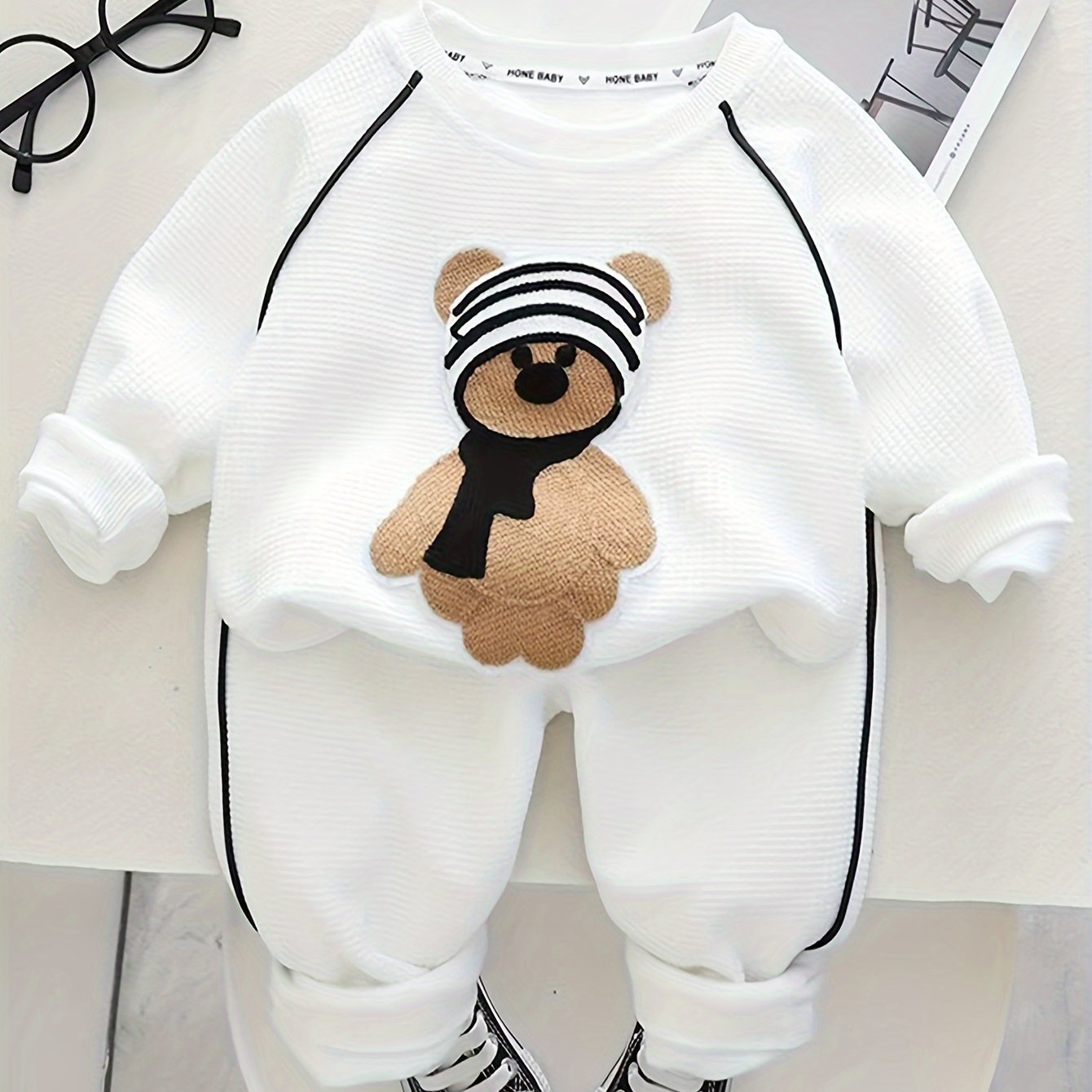 Kids’ 2PCS Autumn Outfit – Bear Sweatshirt & Sweatpants Set, Casual Everyday Wear