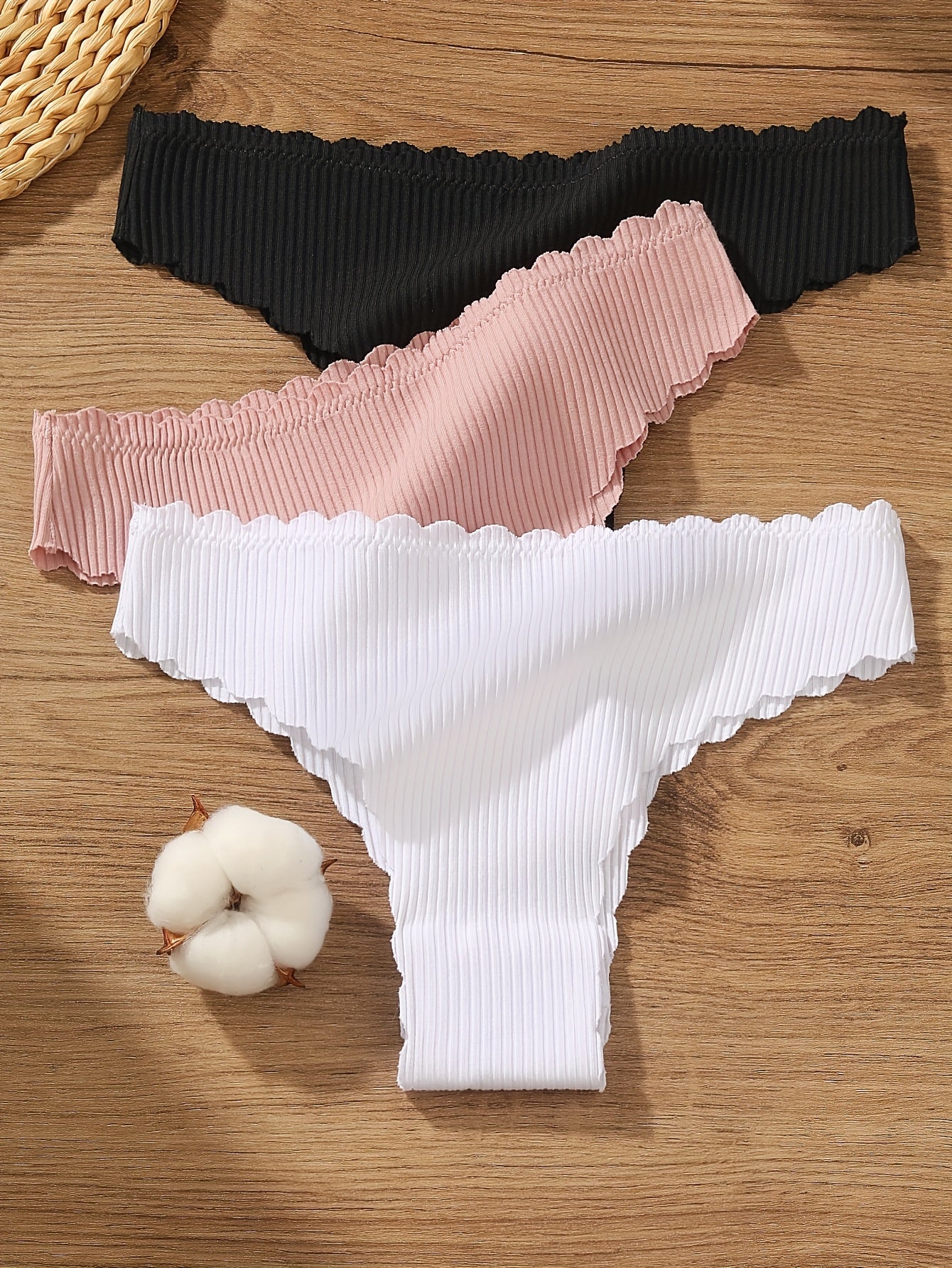 3PCS Women’s Seamless Brazilian Panties – Sexy Low-Rise Underwear Set