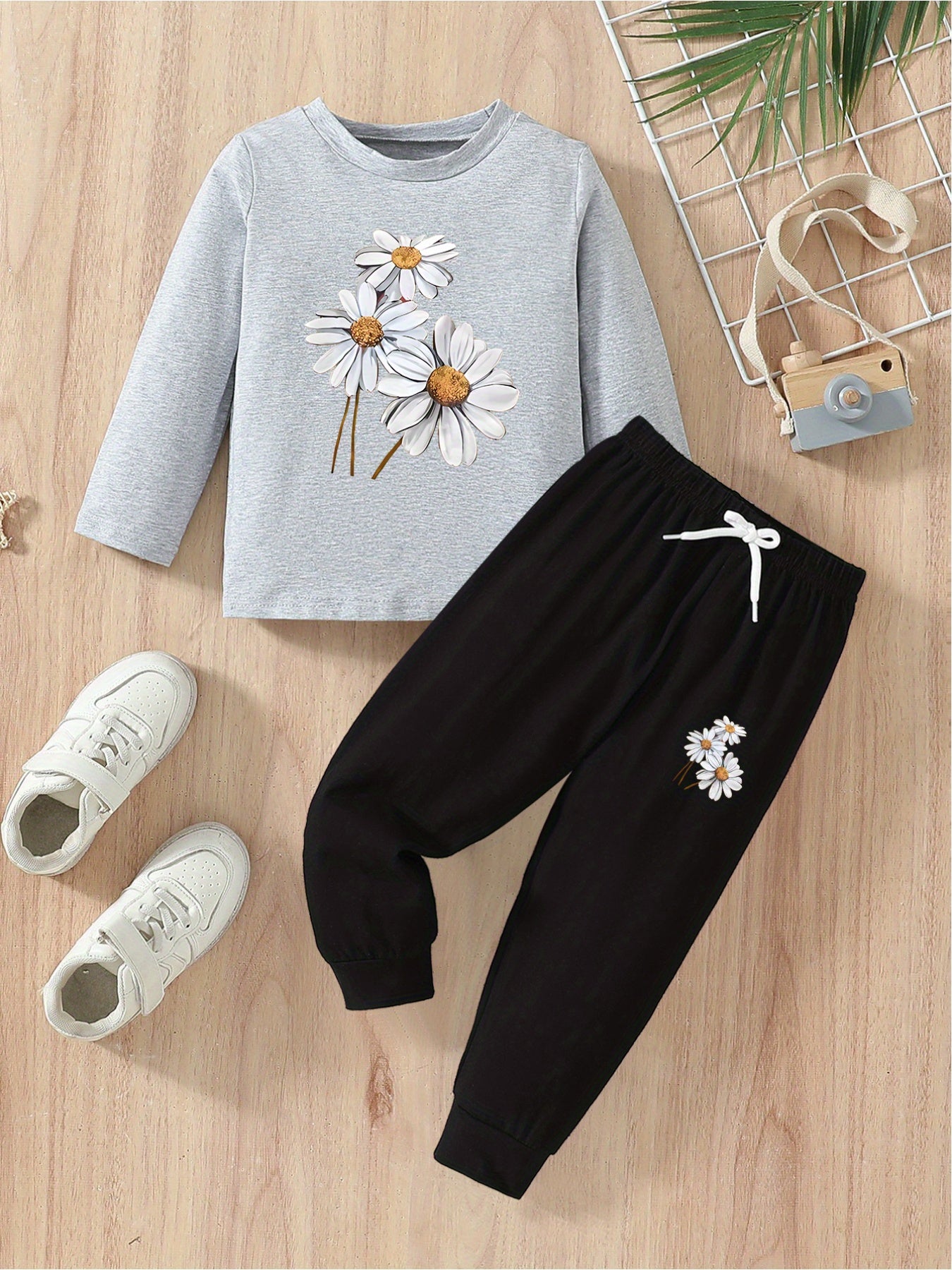 Girls’ 2PCS Outfit – Floral Print Long Sleeve Tee & Joggers, Comfy Fall/Winter Wear
