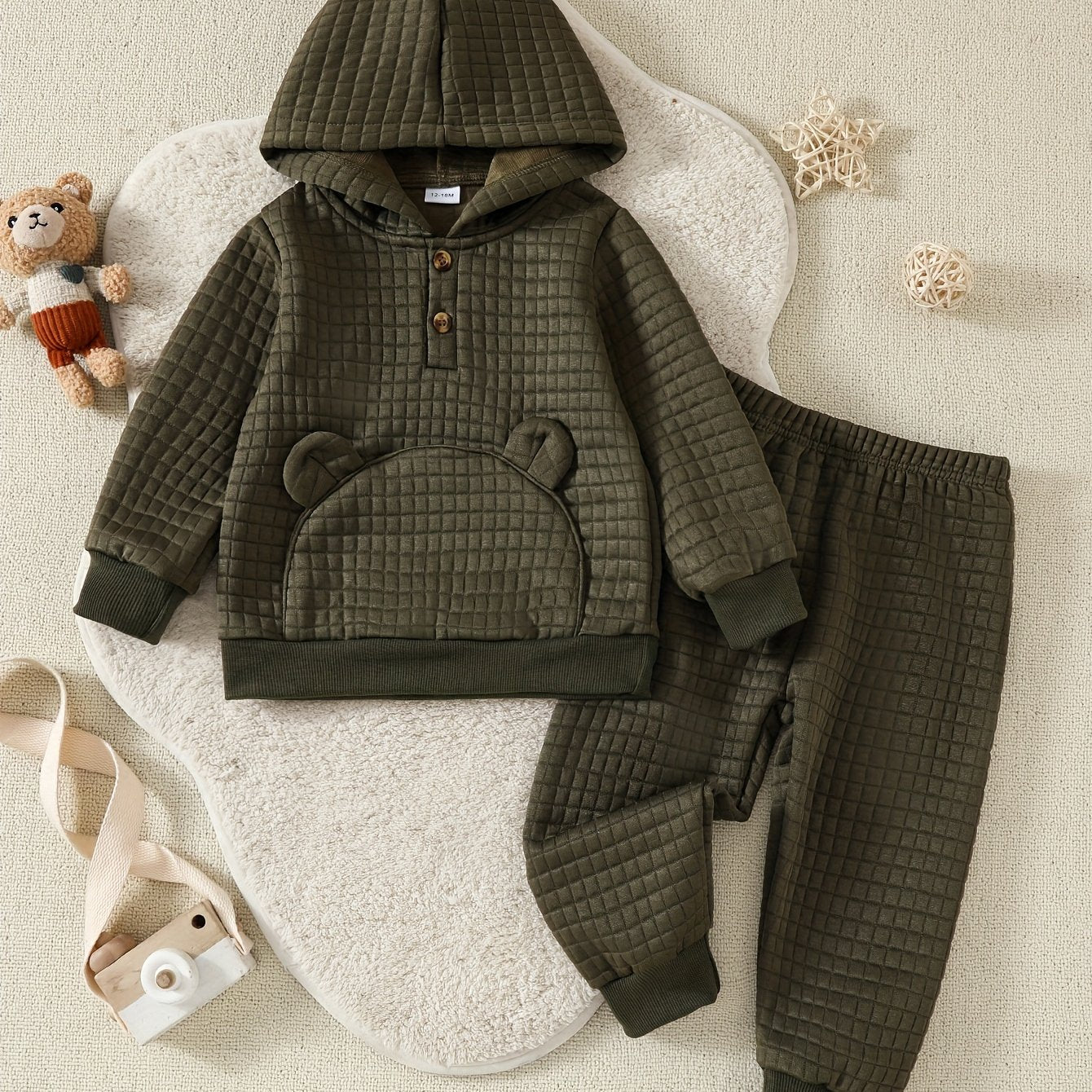 Baby Boy Solid Color Autumn/Winter Long Sleeve Top & Pants Set with Large Pocket – Comfortable Outfit for Outdoor