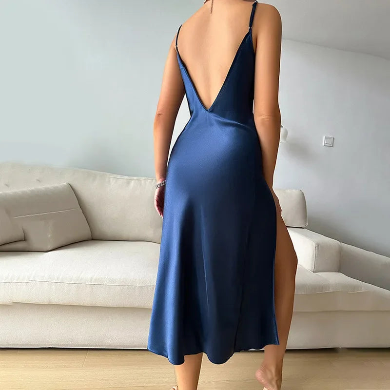 Sexy Nachthemd aus Eisseide mit hohem Schlitz – rückenfreie lange Nachtwäsche für Damen, elegante einfarbige Homewear