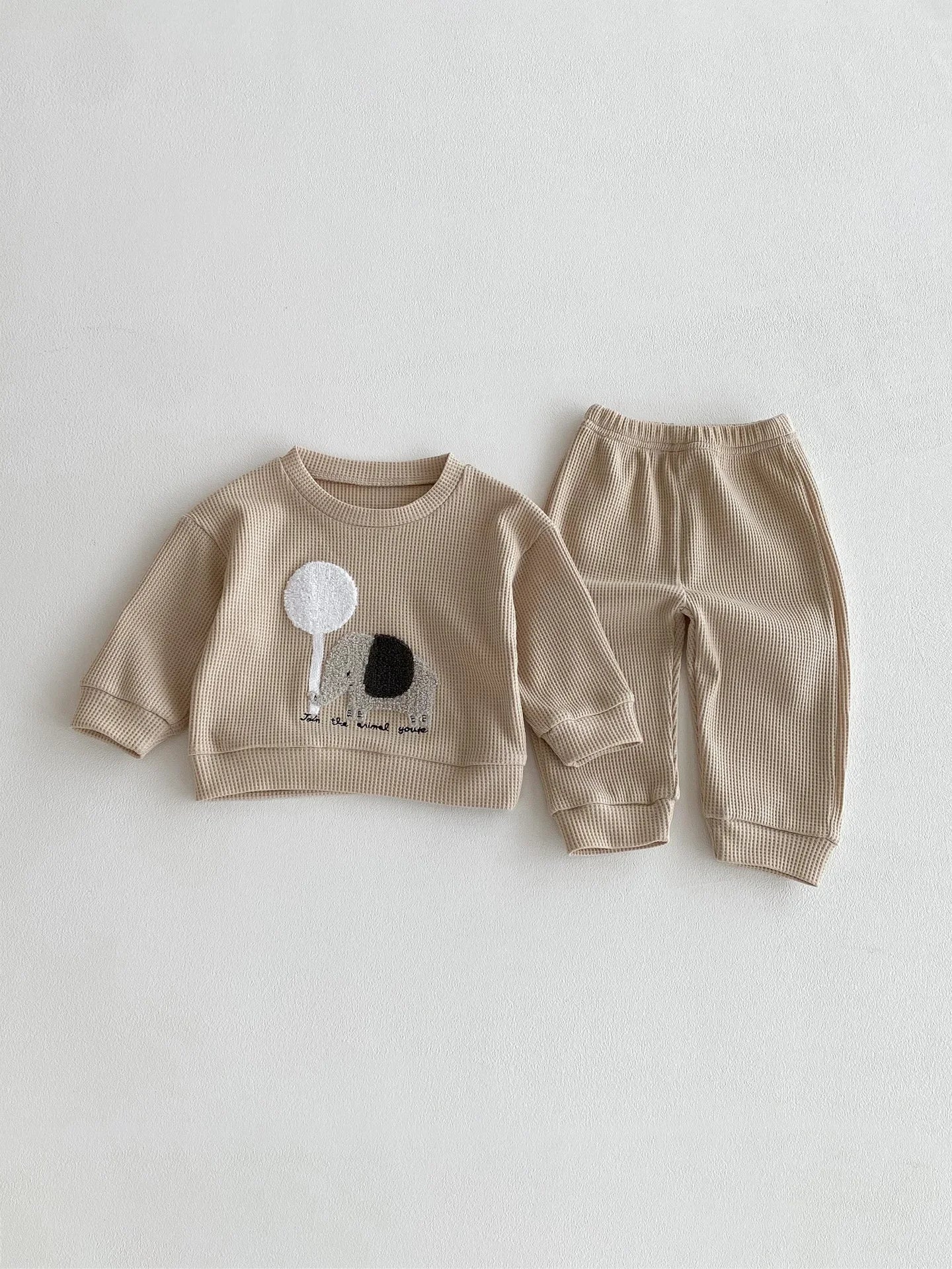 Conjunto de 2 peças em algodão para bebé/criança dos 0 aos 4 anos – blusa elefante e calças às riscas