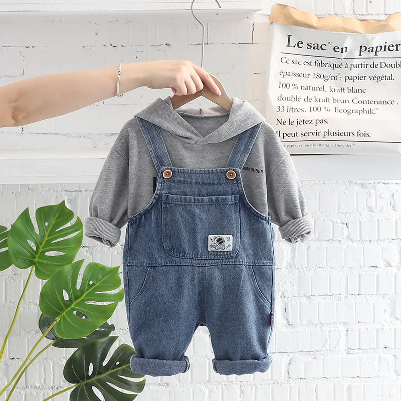 OLEKID 2025 Spring Autumn Korean Style Children Boys 2PCS Clothes Set Printed Letter Hoodie Denim Overalls Infant Baby Boys Suit