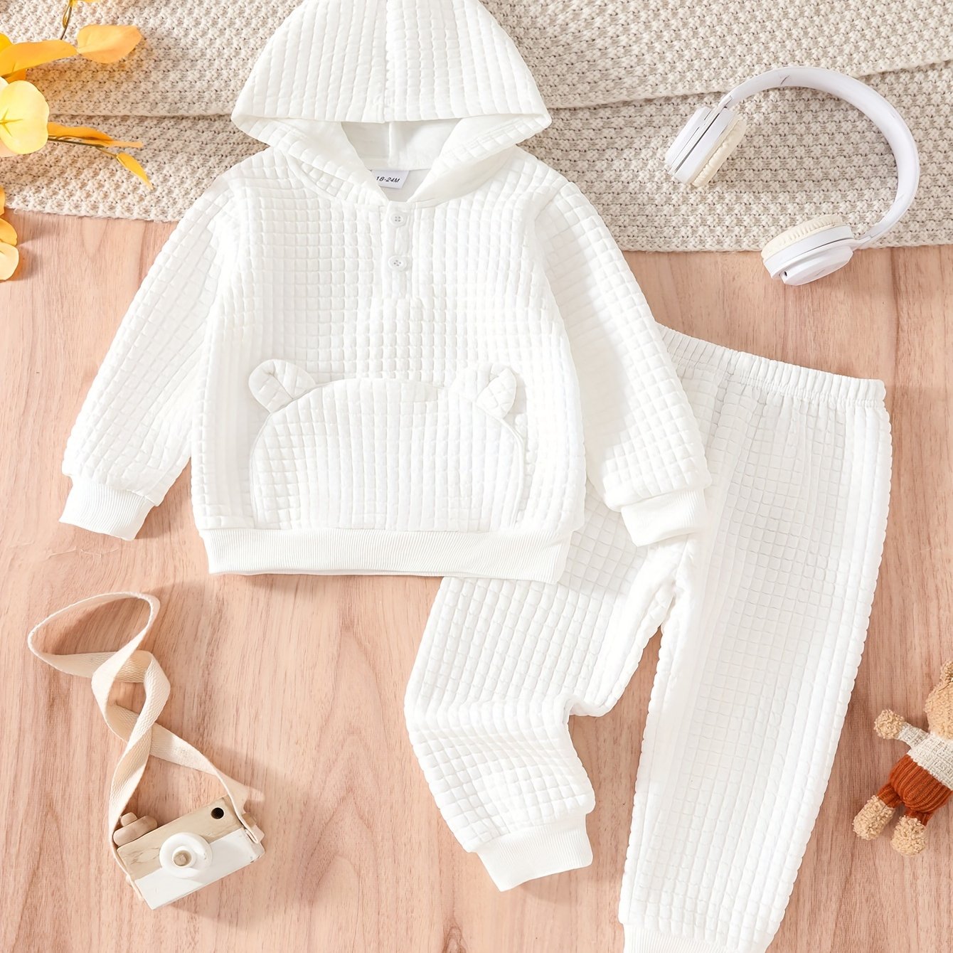 Baby Boy Solid Color Autumn/Winter Long Sleeve Top & Pants Set with Large Pocket – Comfortable Outfit for Outdoor