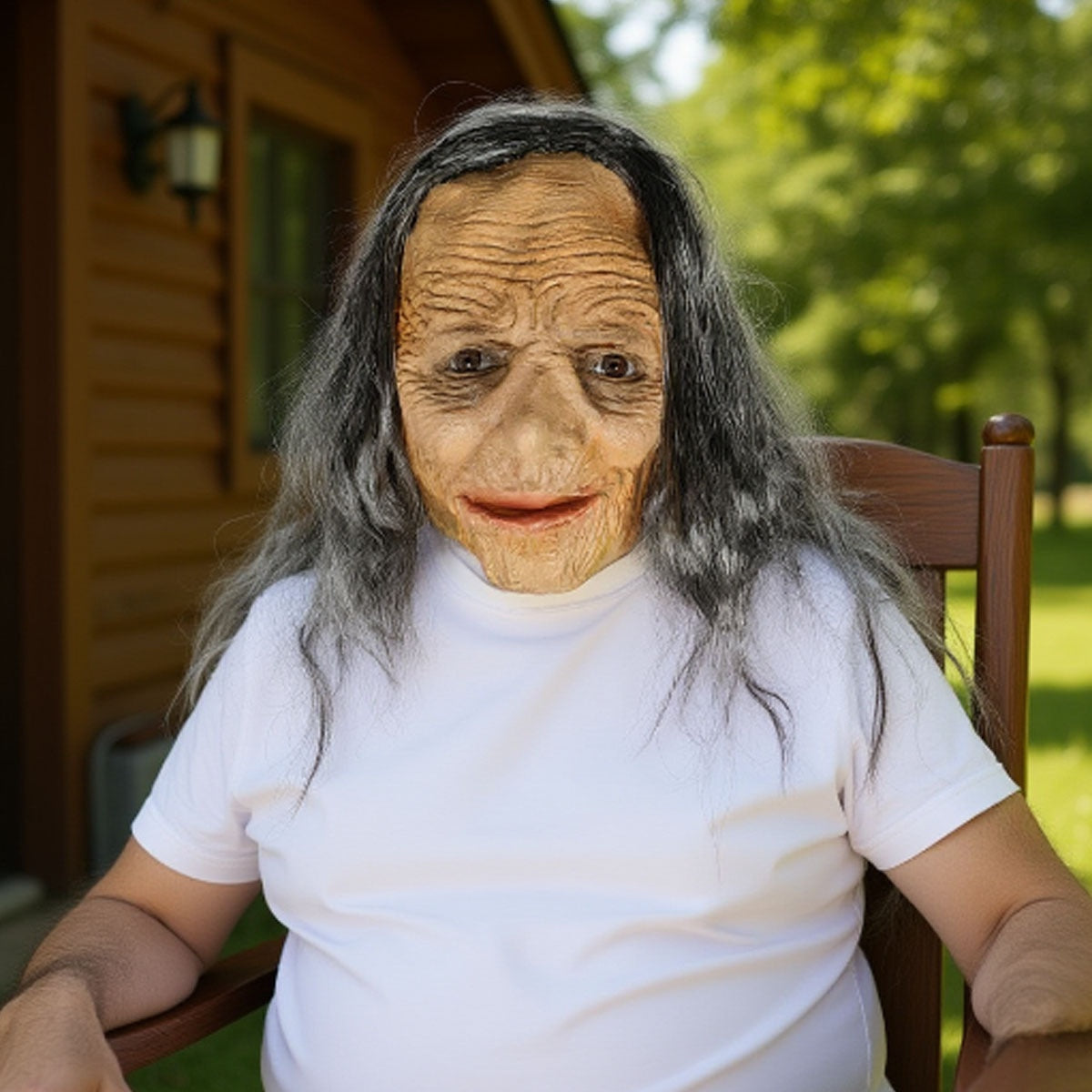 👵 Elderly Woman Mask – Realistic Latex Halloween Costume