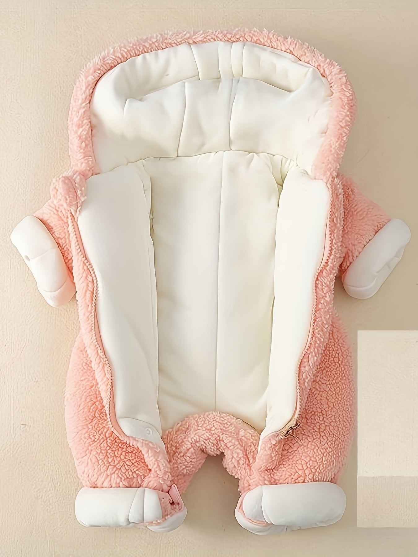 Baby Winter Hooded Jumpsuit – Warm Bear Decor Outfit for Newborn Boys & Girls, Suitable for Indoor & Outdoor Wear