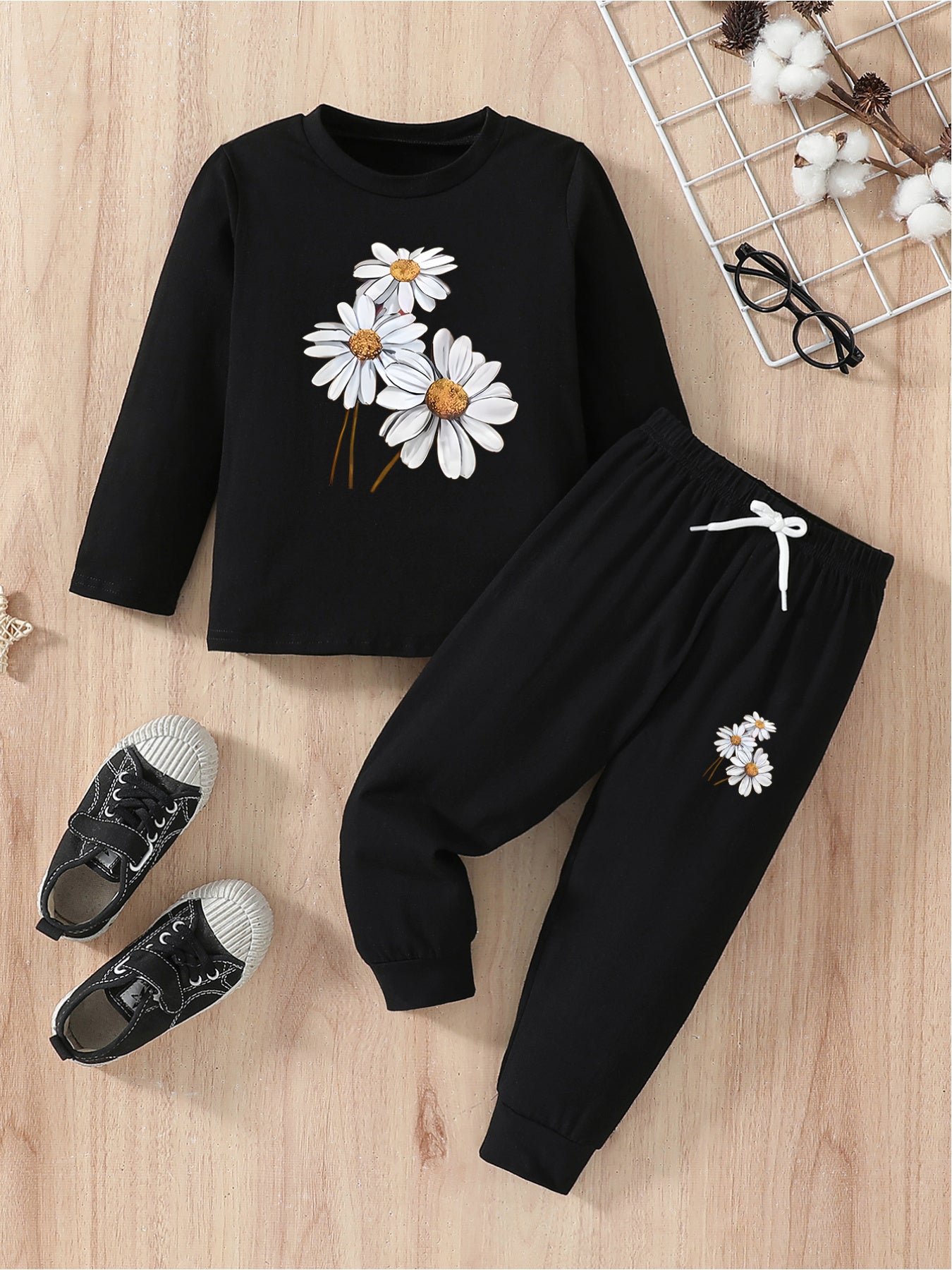 Girls’ 2PCS Outfit – Floral Print Long Sleeve Tee & Joggers, Comfy Fall/Winter Wear
