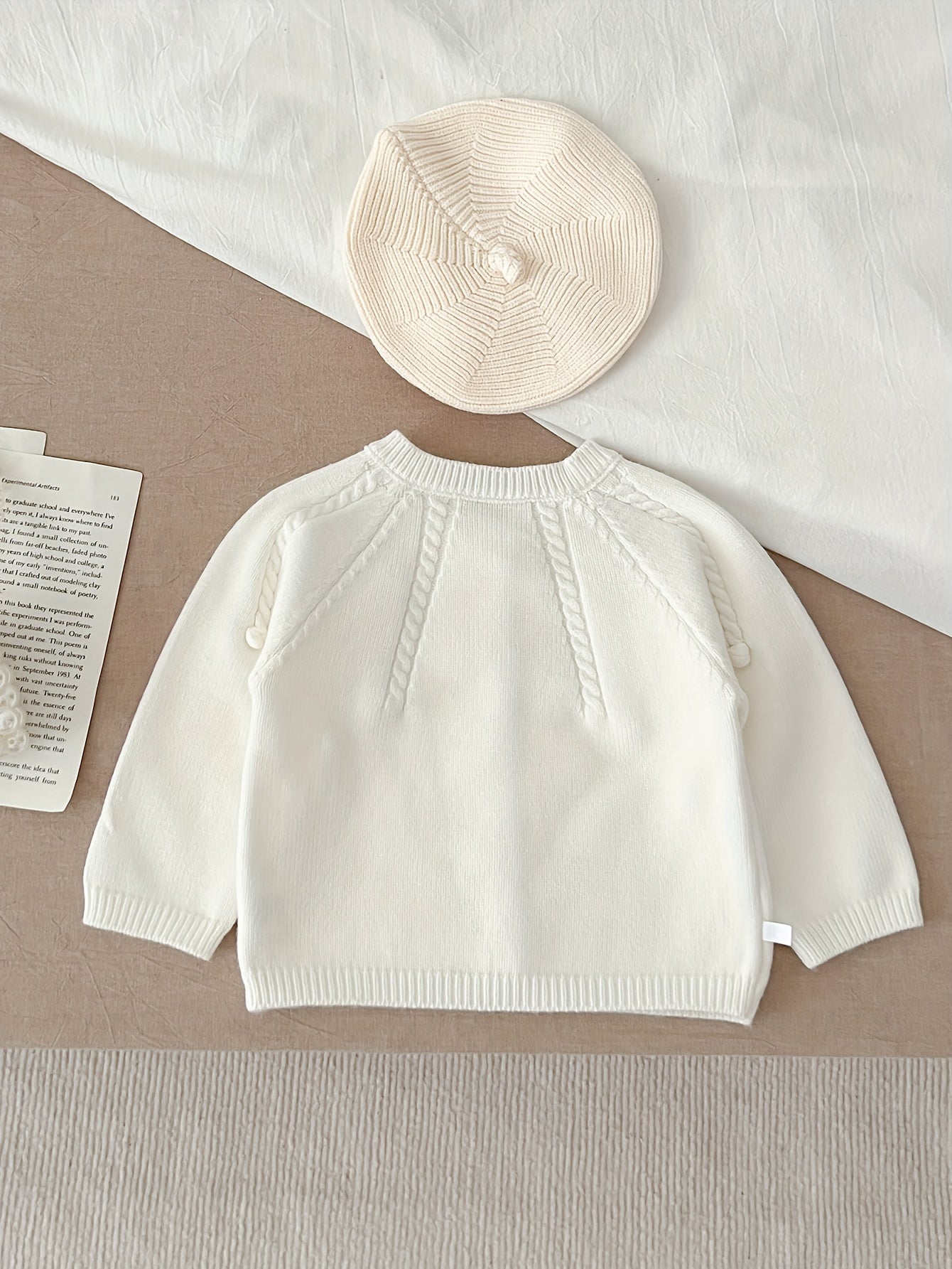 👶 Baby Girl Cozy Sweater – Soft Fall/Winter Cardigan