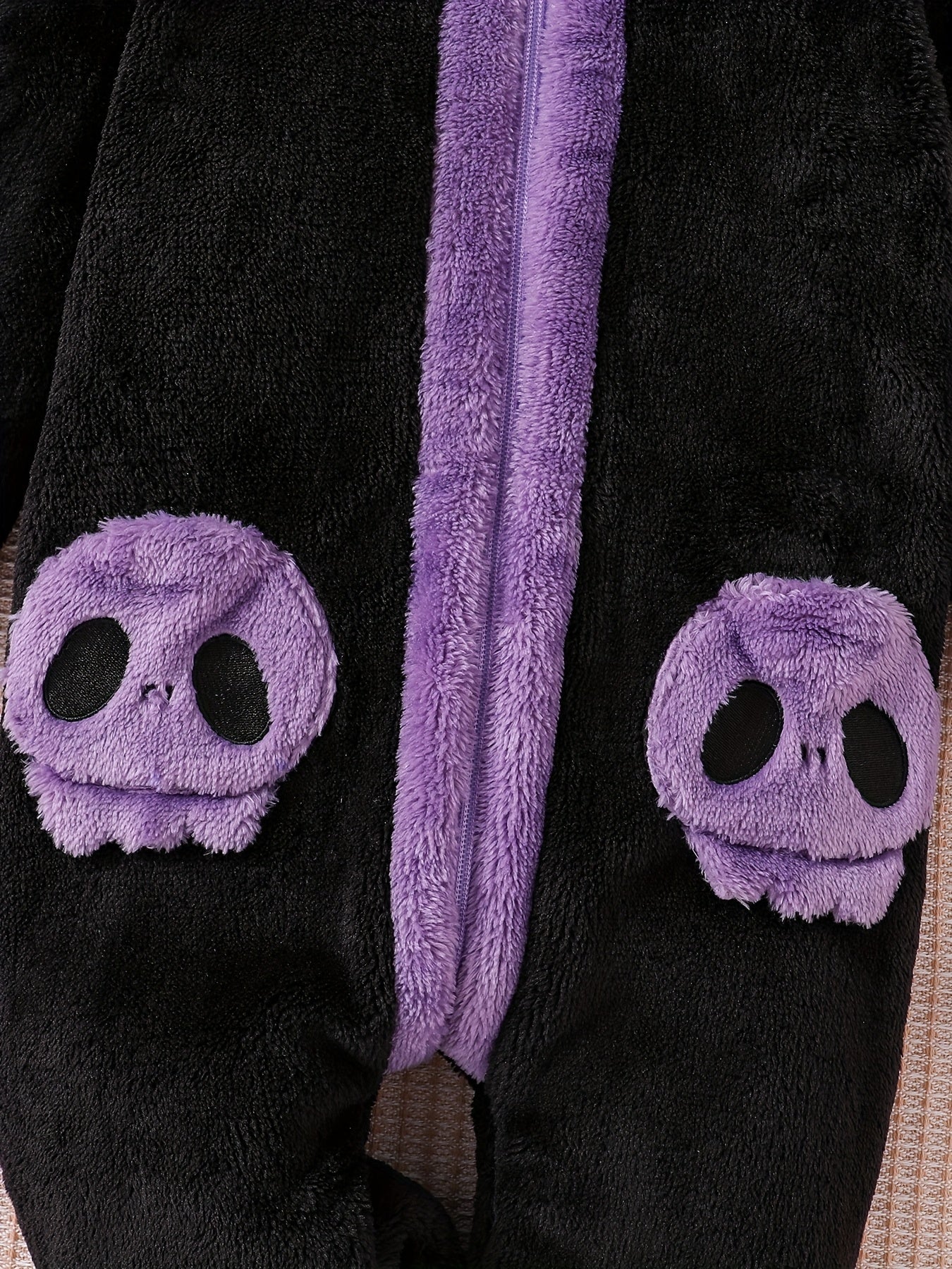 🦇 Baby Bat Plush Jumpsuit – Soft Fleece Hooded Outfit with Skull Pockets