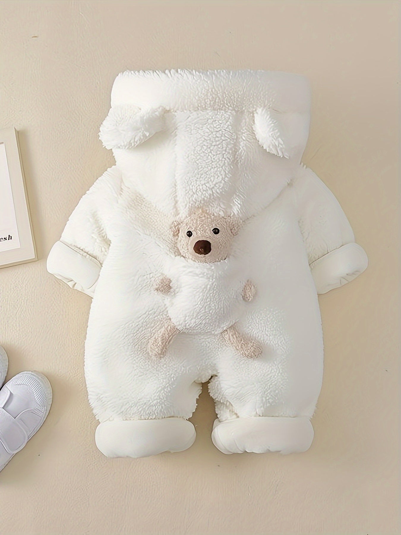 Baby Winter Hooded Jumpsuit – Warm Bear Decor Outfit for Newborn Boys & Girls, Suitable for Indoor & Outdoor Wear