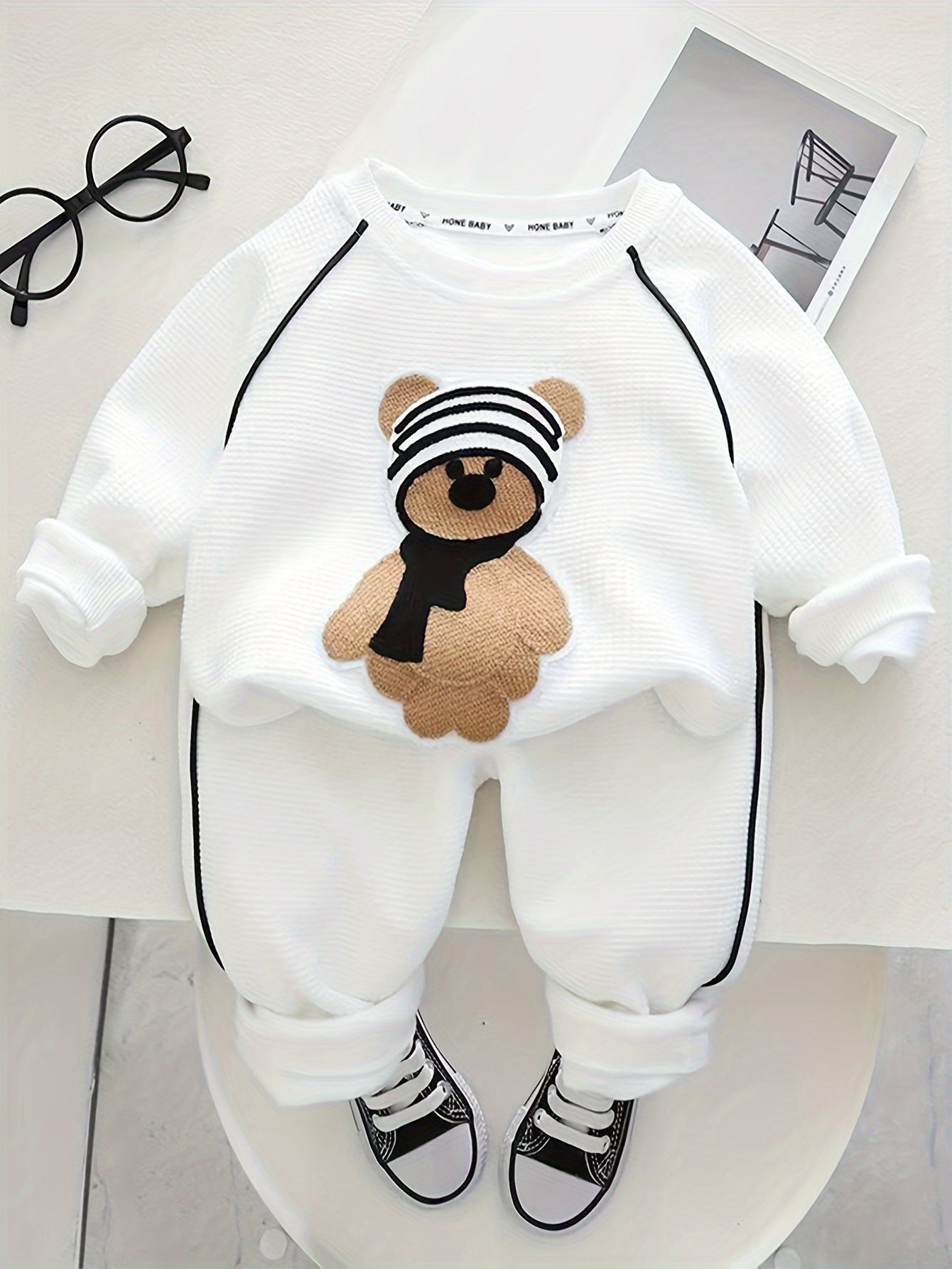 Kids’ 2PCS Autumn Outfit – Bear Sweatshirt & Sweatpants Set, Casual Everyday Wear