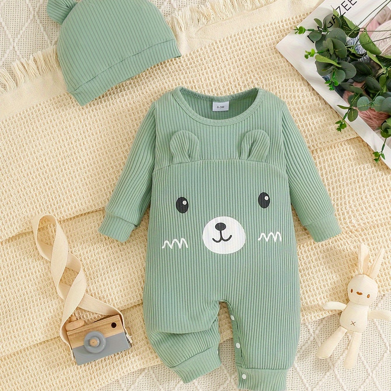 Baby 2PCS Outfit – 3D Bear Bodysuit & Hat Set, Playful Outdoor Wear
