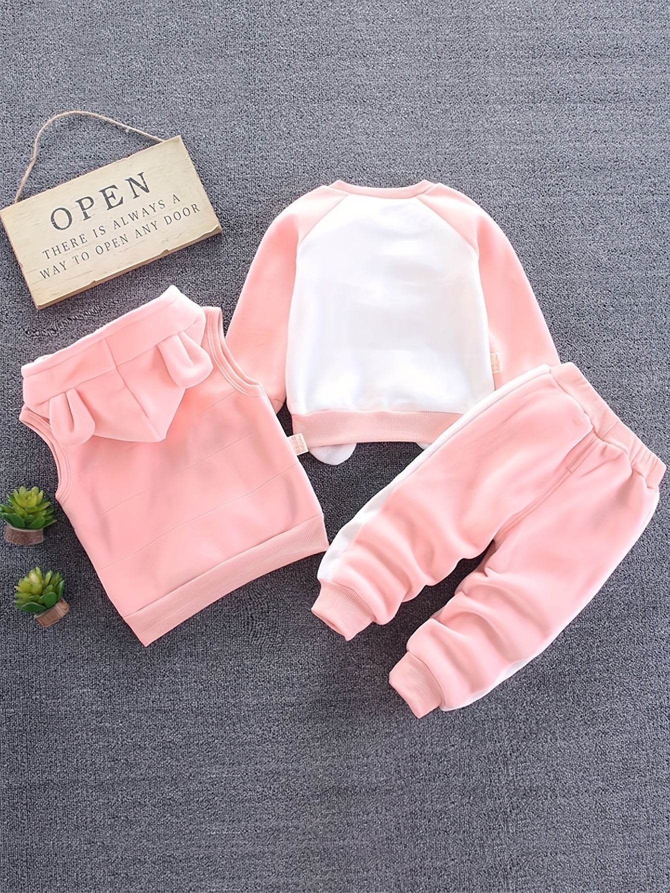 🐱 3pcs Cozy Cat Hoodie Set – Winter Outfit for Girls