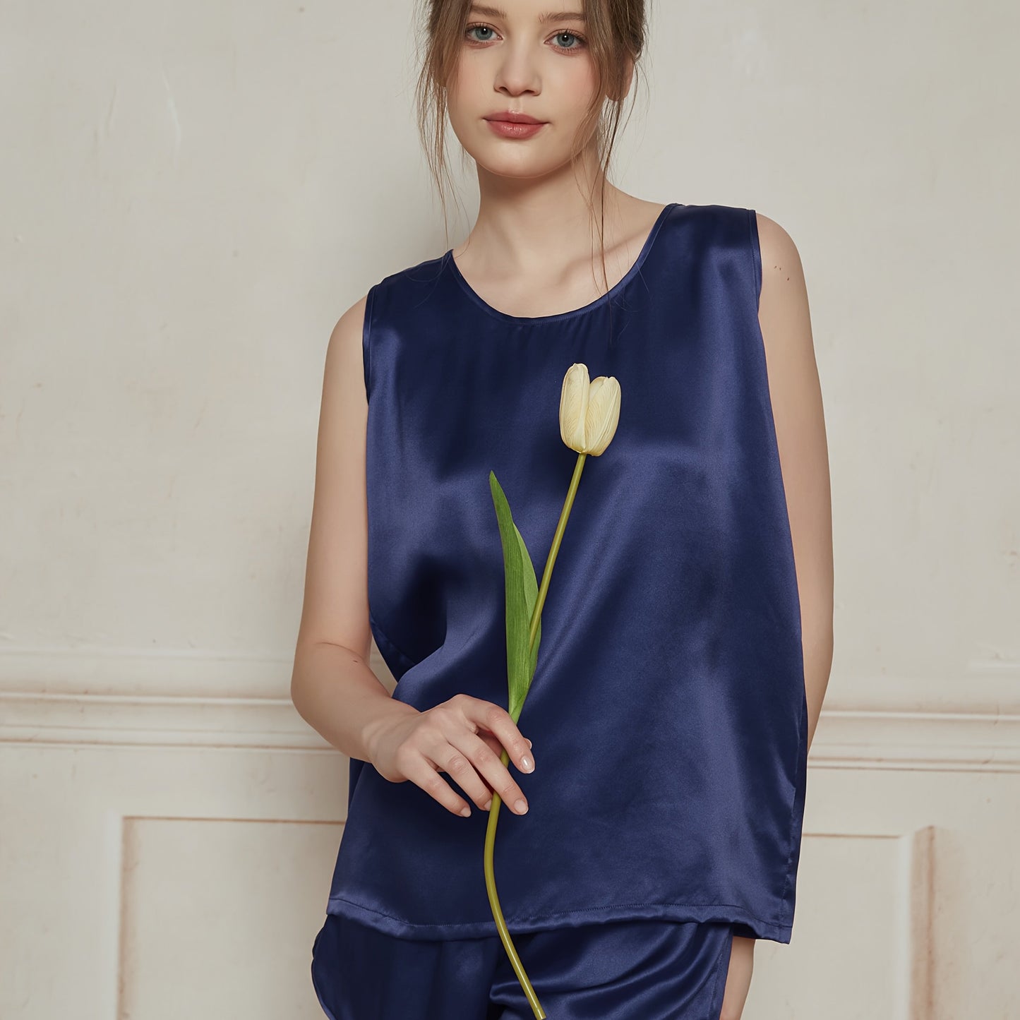 Women’s 100% Mulberry Silk Tank Top & Shorts Set – Luxurious Sleepwear
