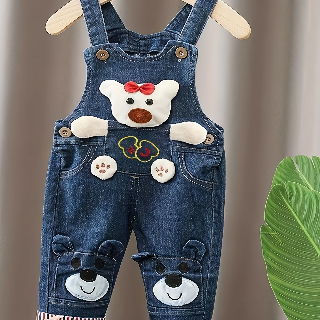 Boys’ Denim Overalls – Comfortable Outdoor Outfit