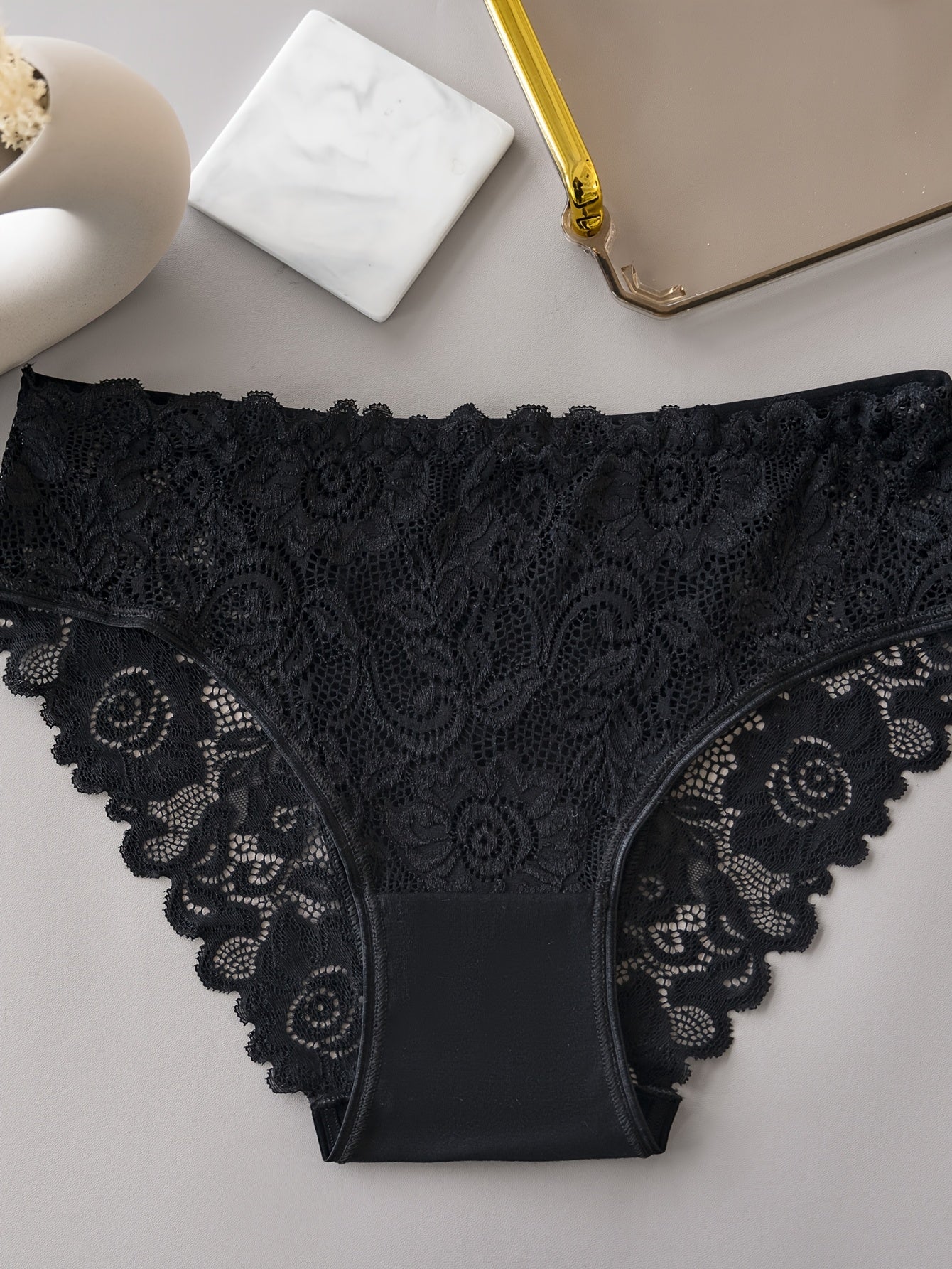 4PCS Women’s Underwear Set – Soft Breathable Panties with Lace Trim & Floral Print