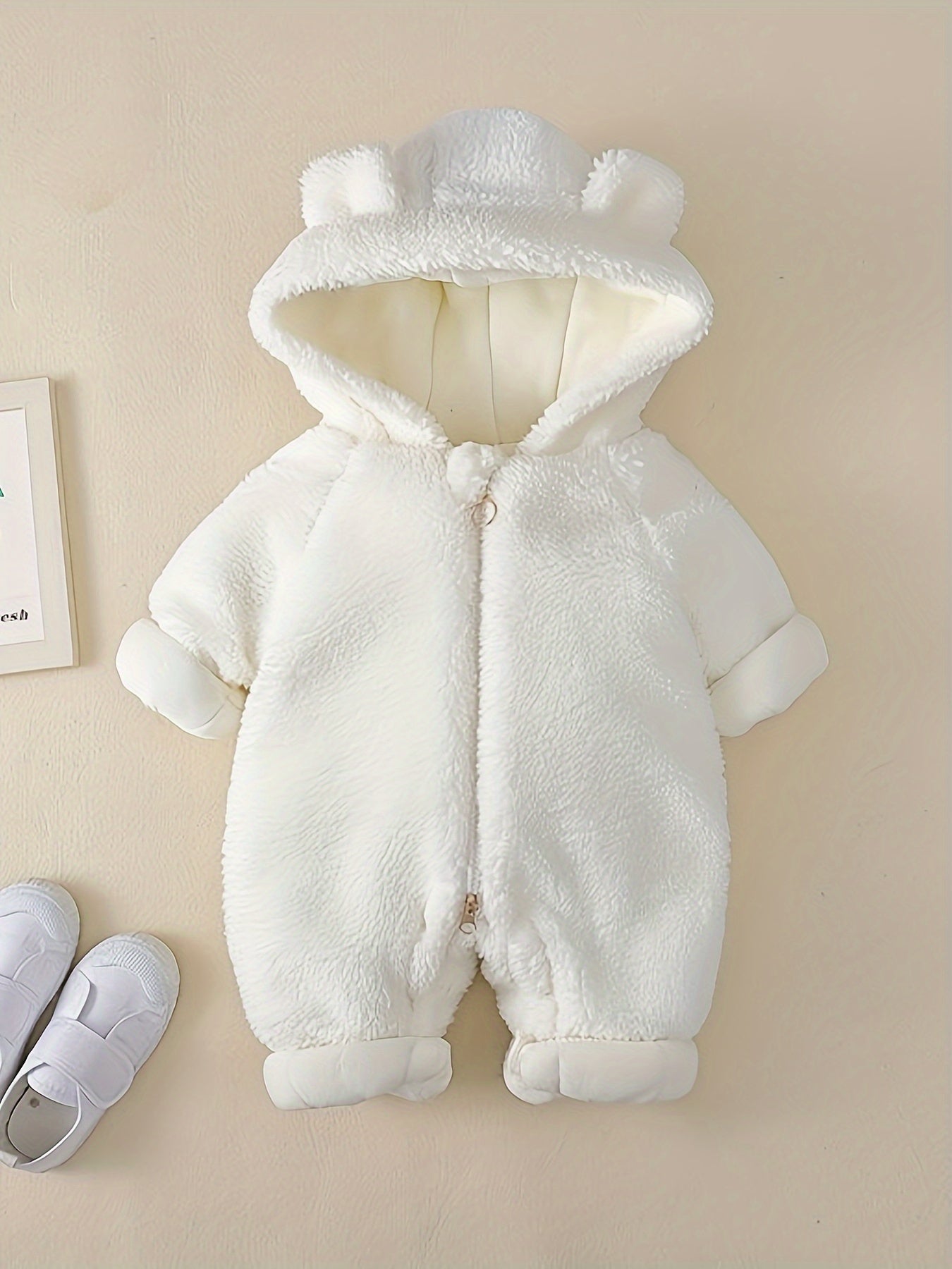 Baby Winter Hooded Jumpsuit – Warm Bear Decor Outfit for Newborn Boys & Girls, Suitable for Indoor & Outdoor Wear
