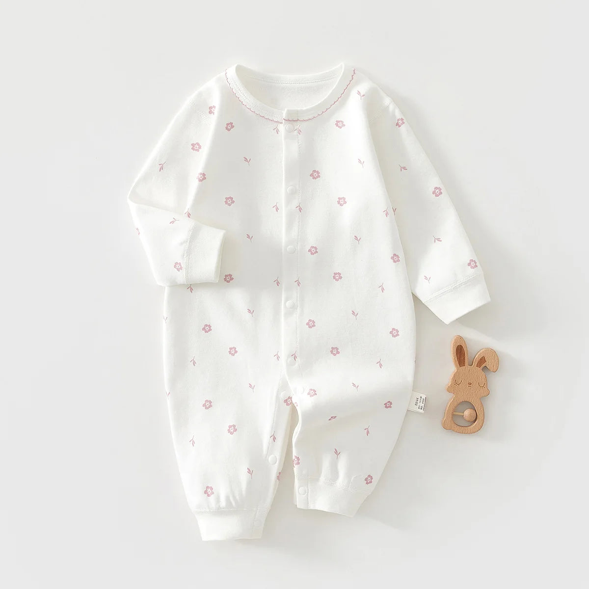 Charming Baby Romper for Spring & Fall, Soft Pure Cotton Onesie, Princess & Prince Style, Perfect Infant Crawling Suit.