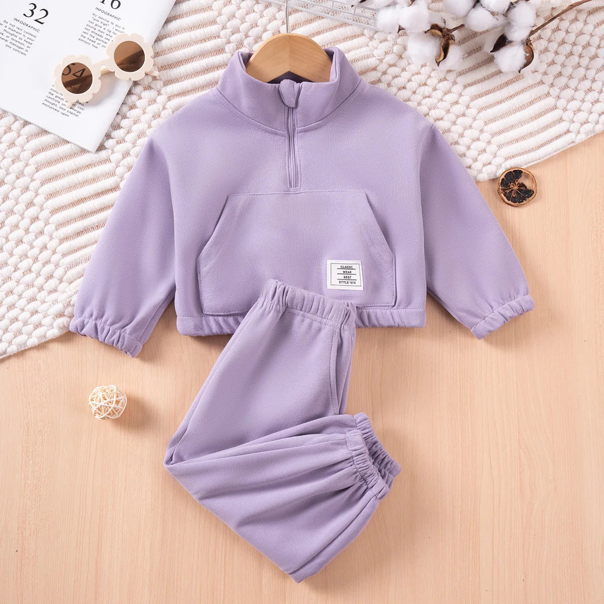 2025 Kids’ Autumn/Winter 2pcs Set – Fleece-Lined Turtleneck Hoodie & Pants