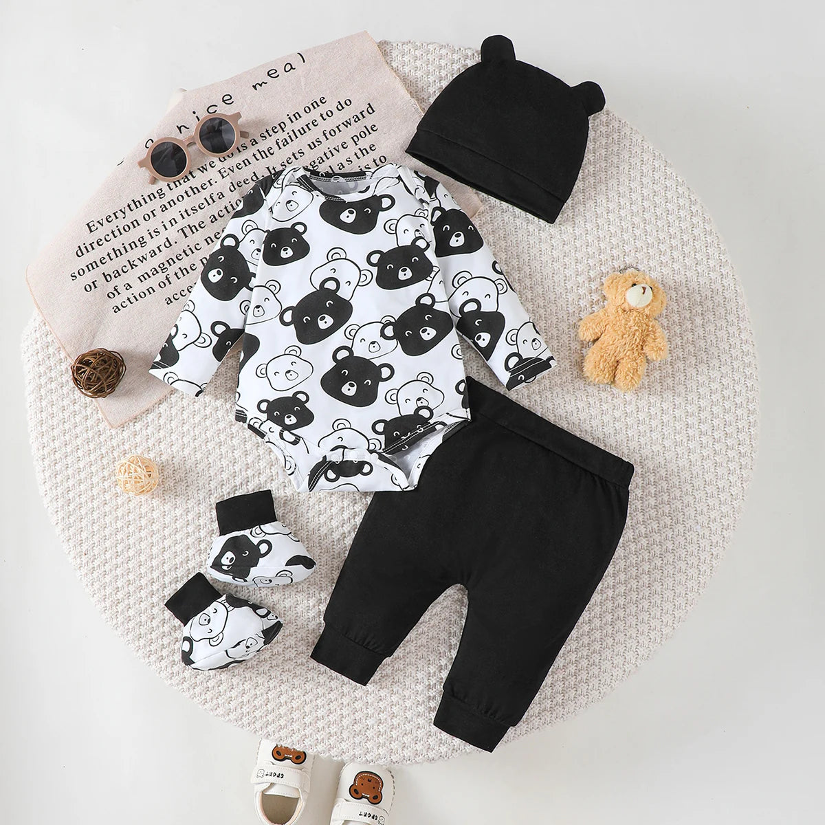 Conjunto de bebé menino dos 0 aos 9 meses, macacão de manga comprida com urso pequeno, calças, gorro e meias, 4 peças/conjunto, roupa para bebé primavera outono, conjunto para recém-nascido