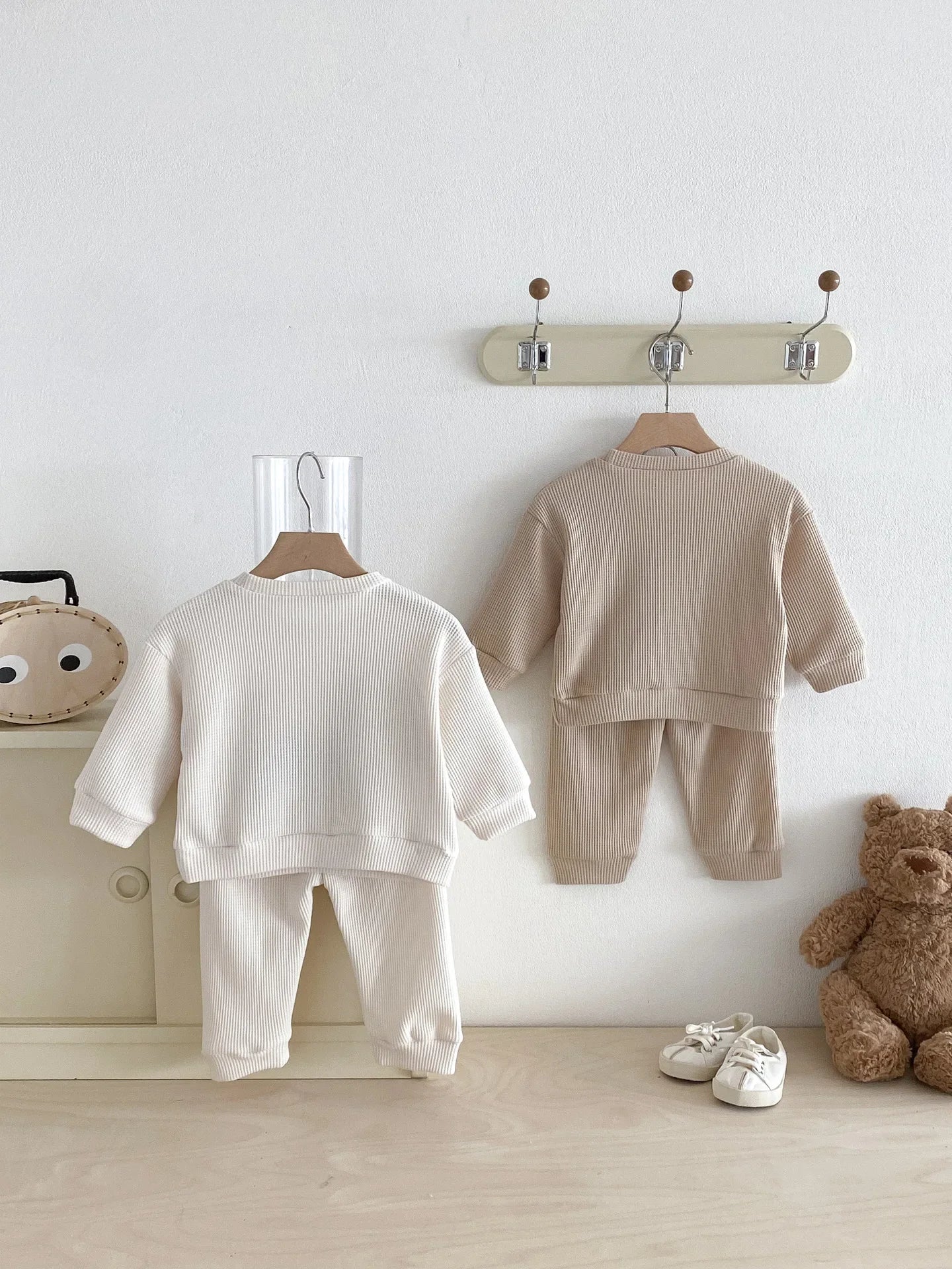 Conjunto de 2 peças em algodão para bebé/criança dos 0 aos 4 anos – blusa elefante e calças às riscas