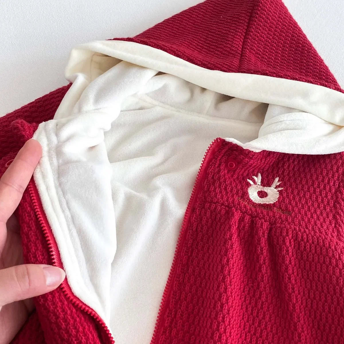 Autumn Winter Fleece Lined Hooded Crawler Suit for Girls Christmas Celebration Red Romper with Cloak Baby New Year Festive Outfi