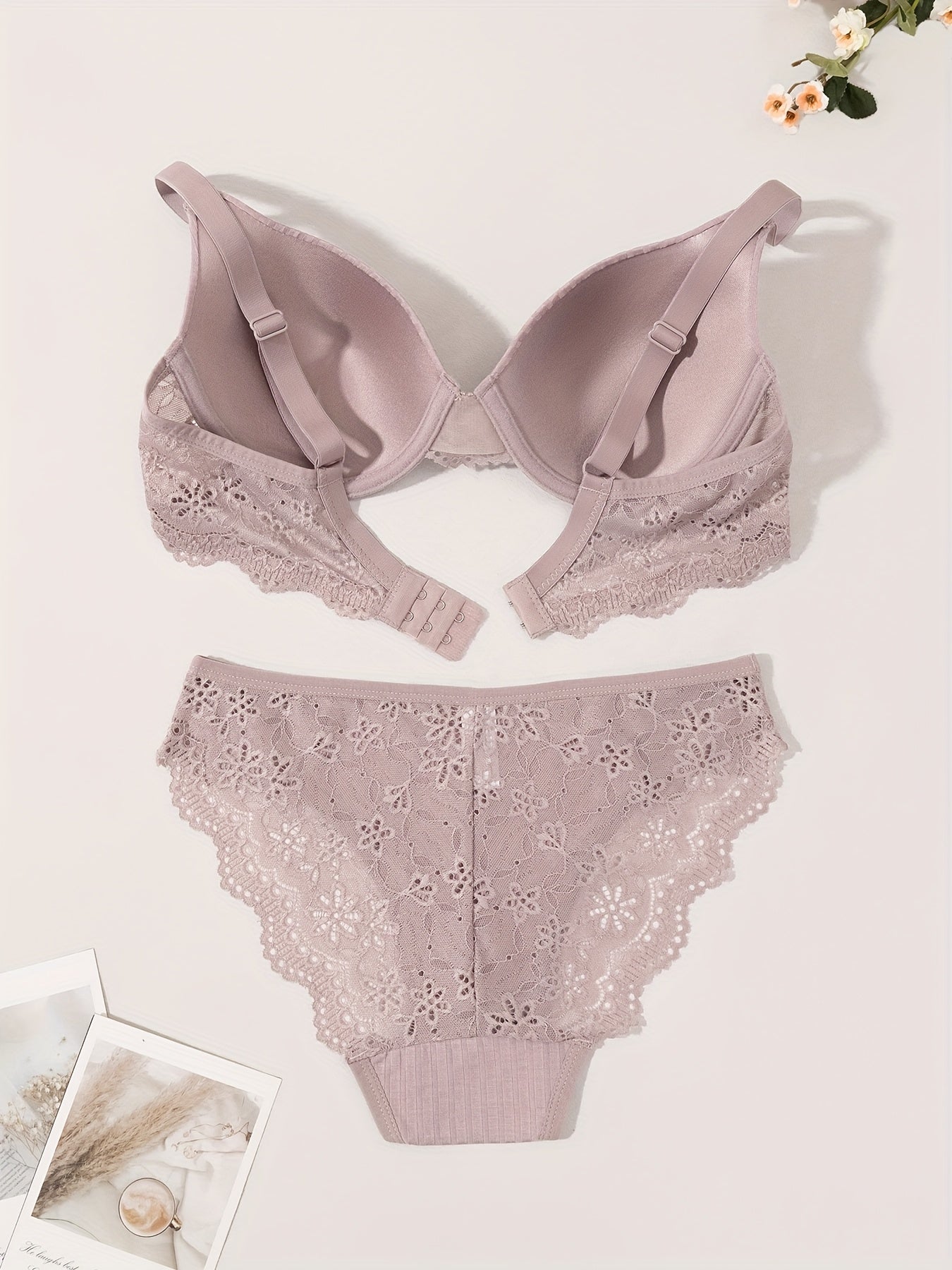 Women’s Bra & Panty Set – Push-Up Lingerie with Lace Trim, Sexy & Elegant Date Outfit