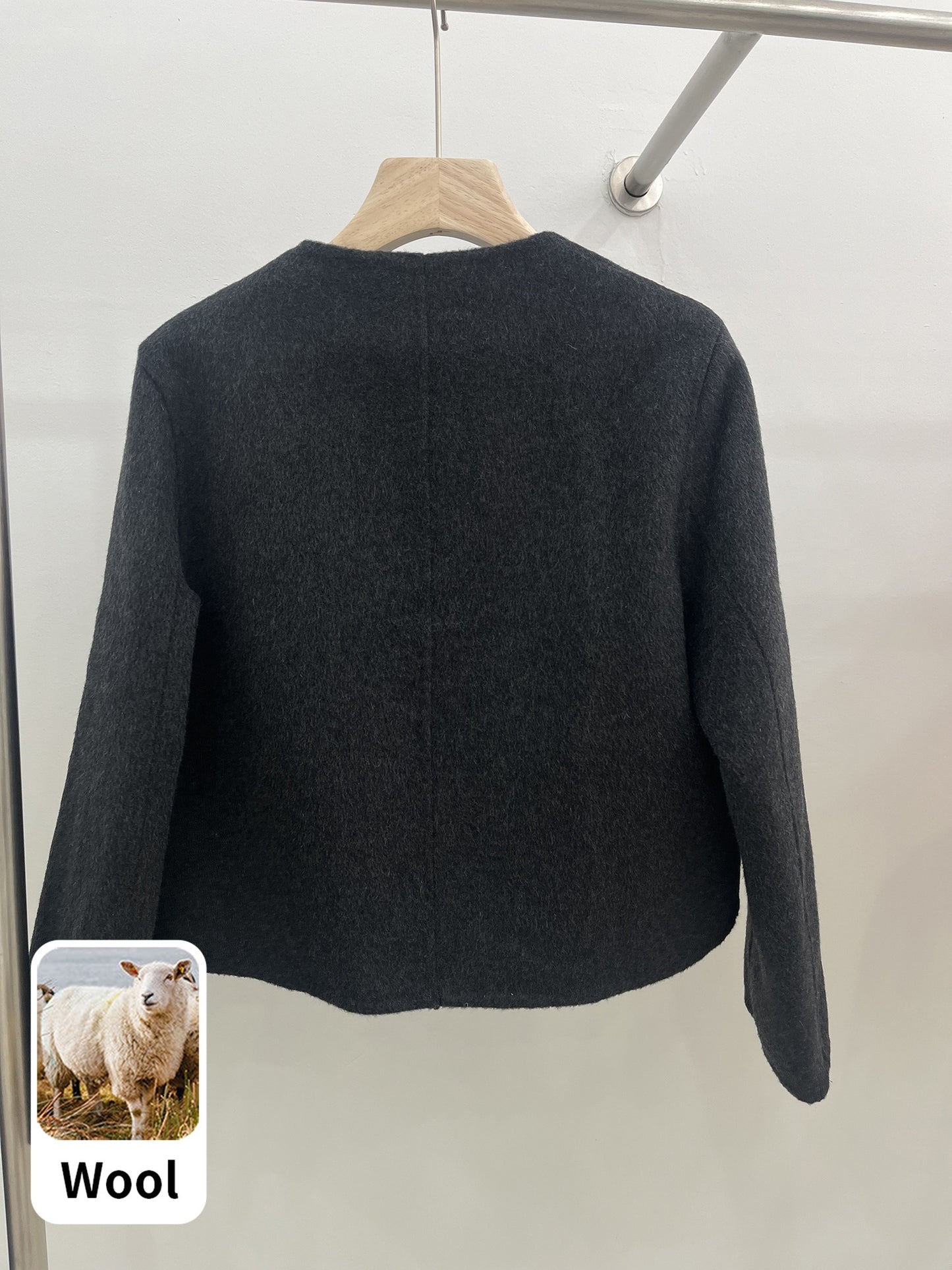 Women’s Wool Tweed Jacket – Cropped Cardigan with Buttons & Pockets, Chic Fall/Winter Fashion
