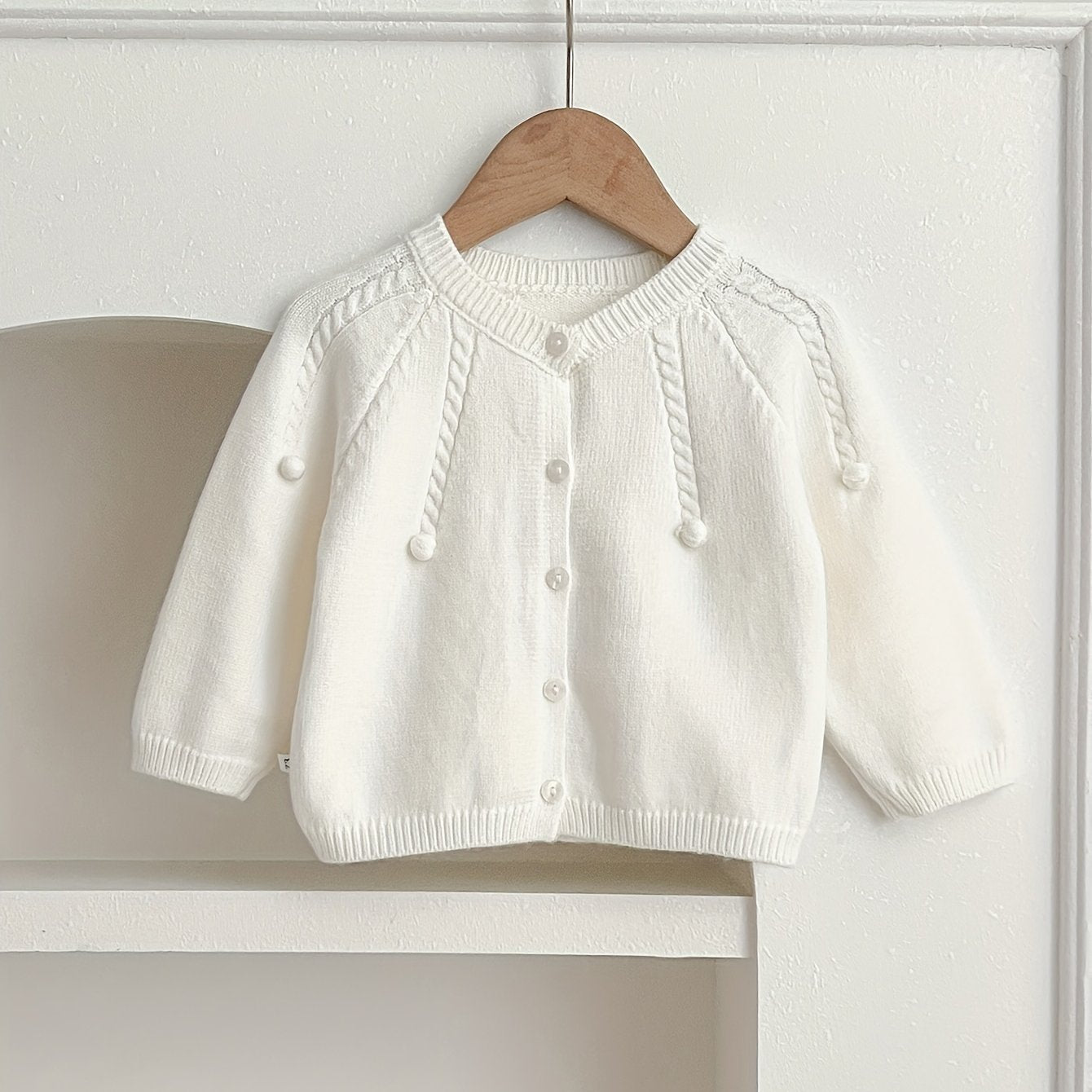 👶 Baby Girl Cozy Sweater – Soft Fall/Winter Cardigan