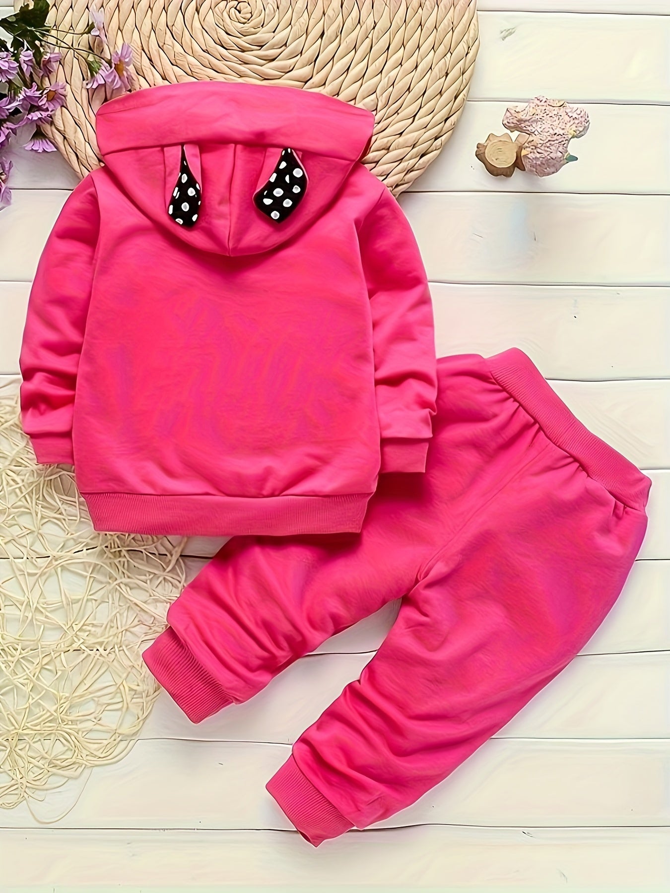 Autumn Girls' Zip-Up Rabbit Cardigan Three-Piece Set – Spring Baby Casual Outfit, Perfect for Outdoor