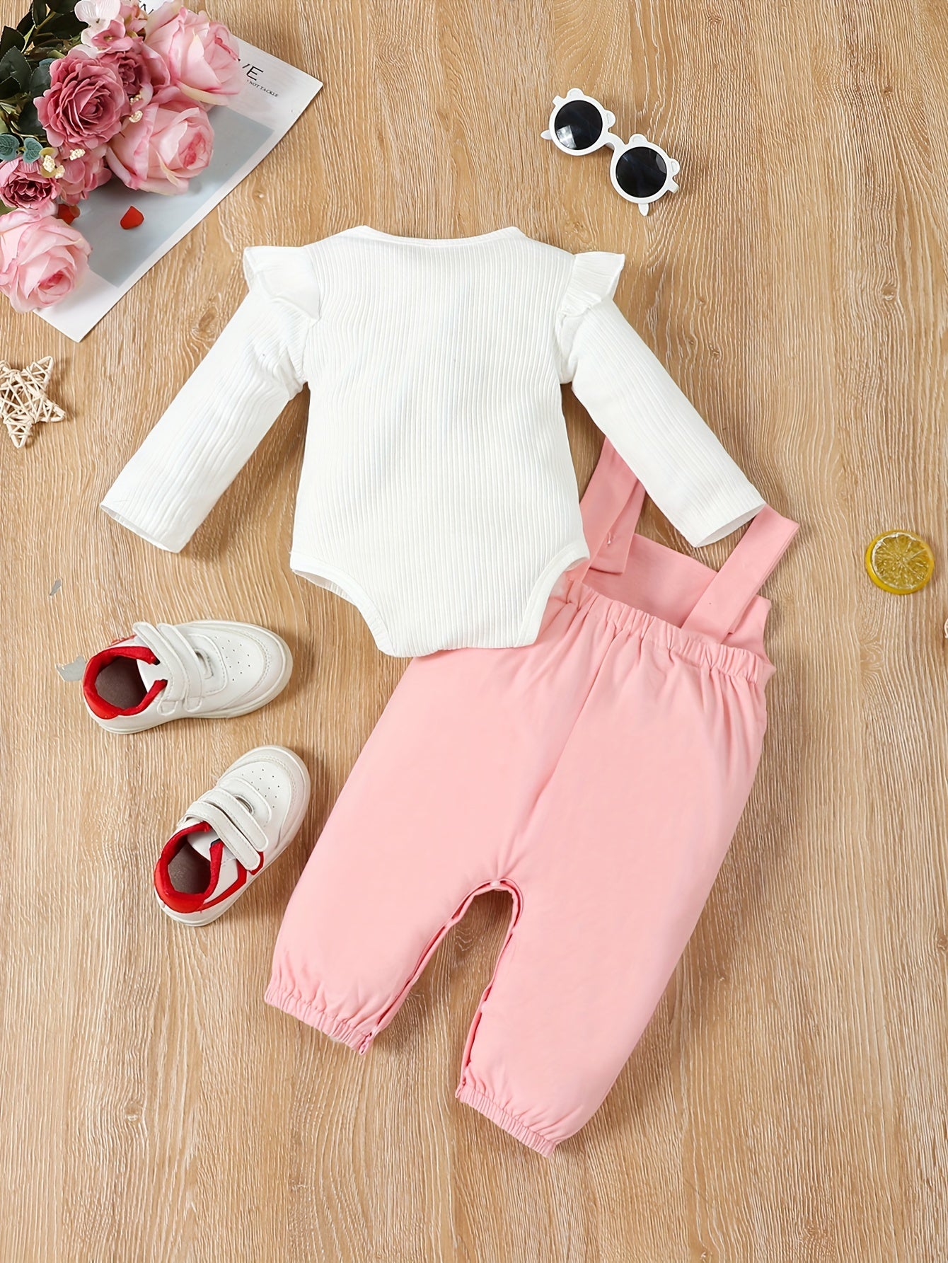 Girls' Two-Piece Suspender Bodysuit Set – Cute Triangle Design with 3D Ears, Autumn/Winter Outfit