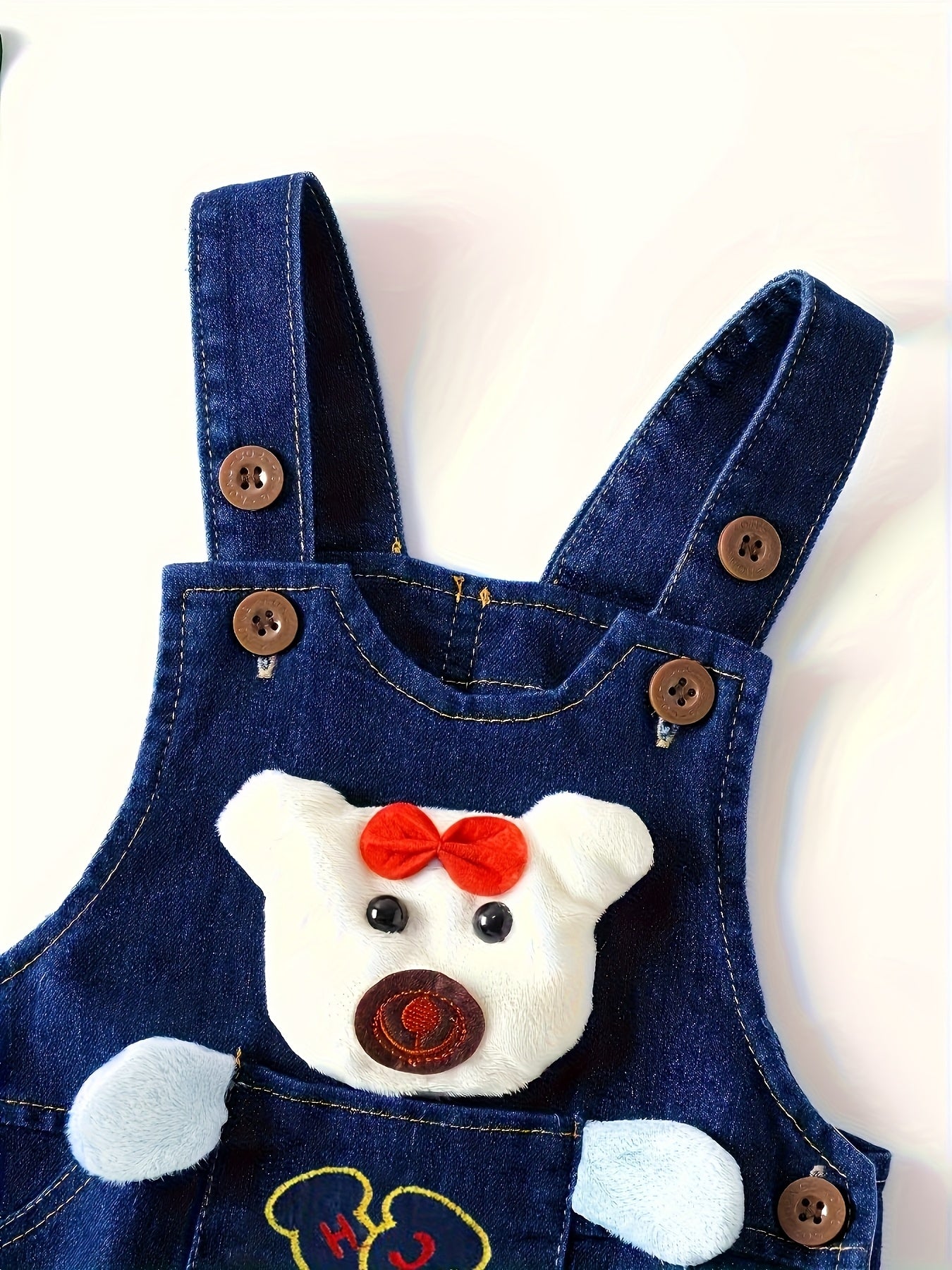 Boys’ Denim Overalls – Comfortable Outdoor Outfit