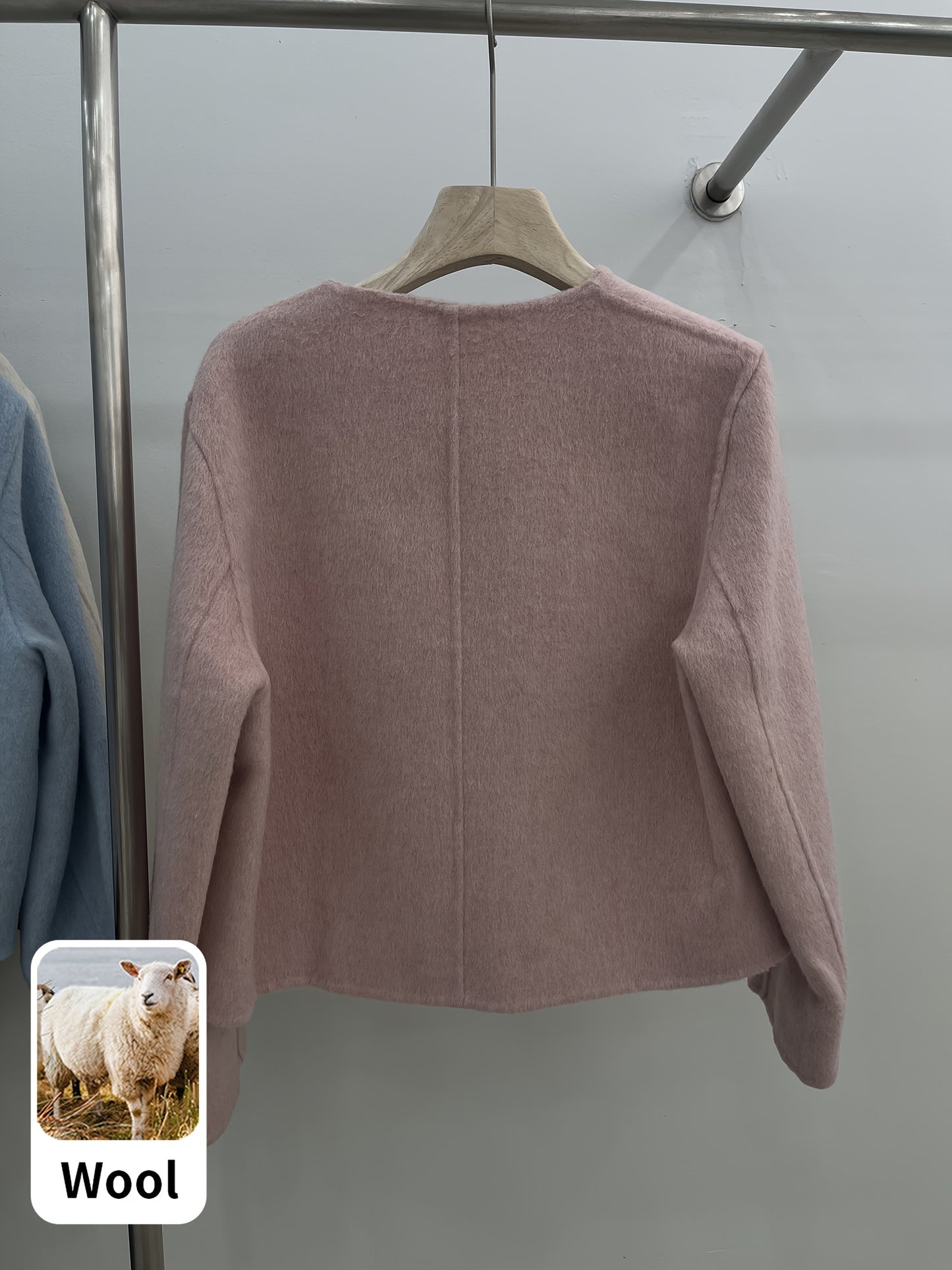 Women’s Wool Tweed Jacket – Cropped Cardigan with Buttons & Pockets, Chic Fall/Winter Fashion