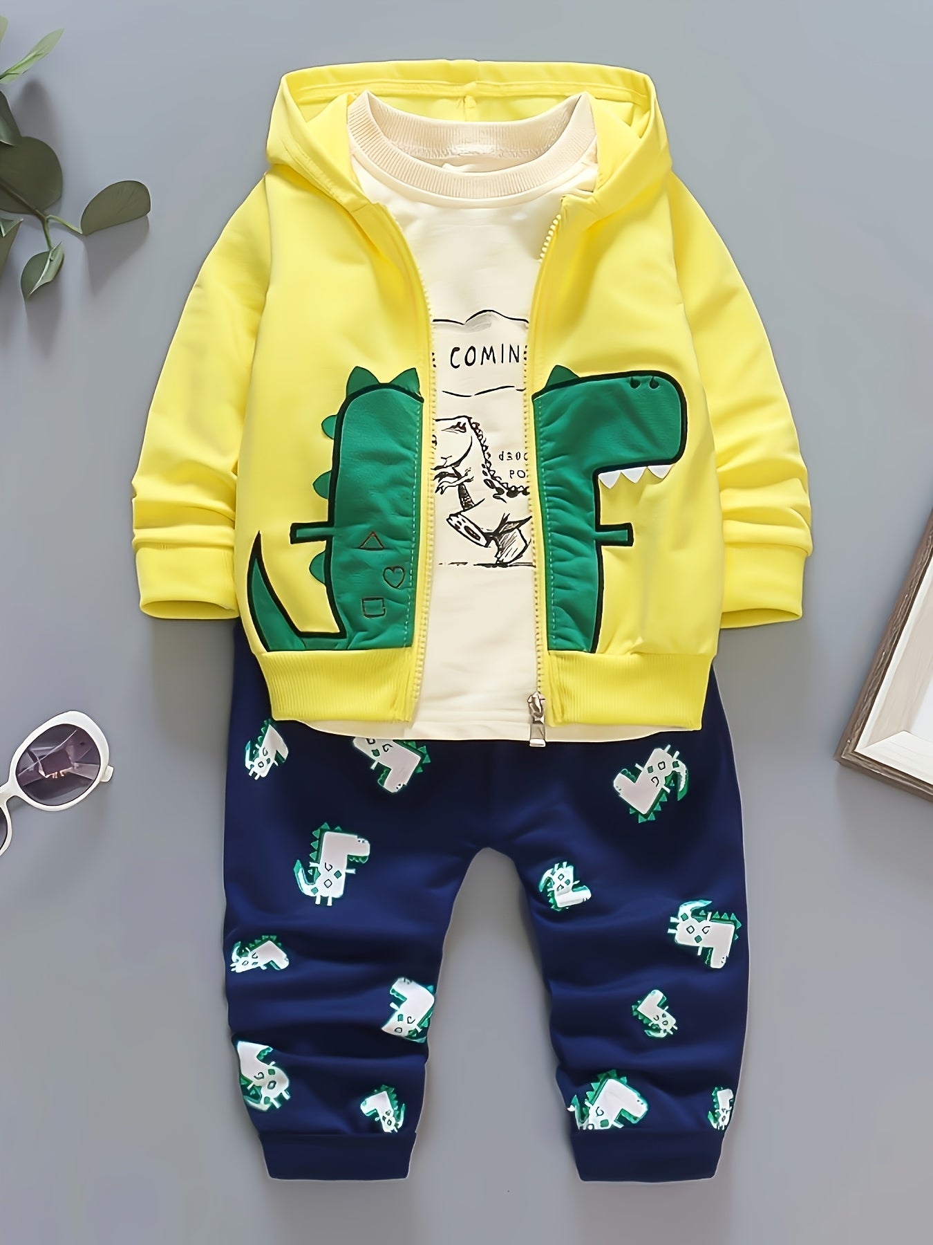 Boys’ 3PCS Outfit – Hooded Dinosaur Jacket & Pullover Pants Set for Outdoor