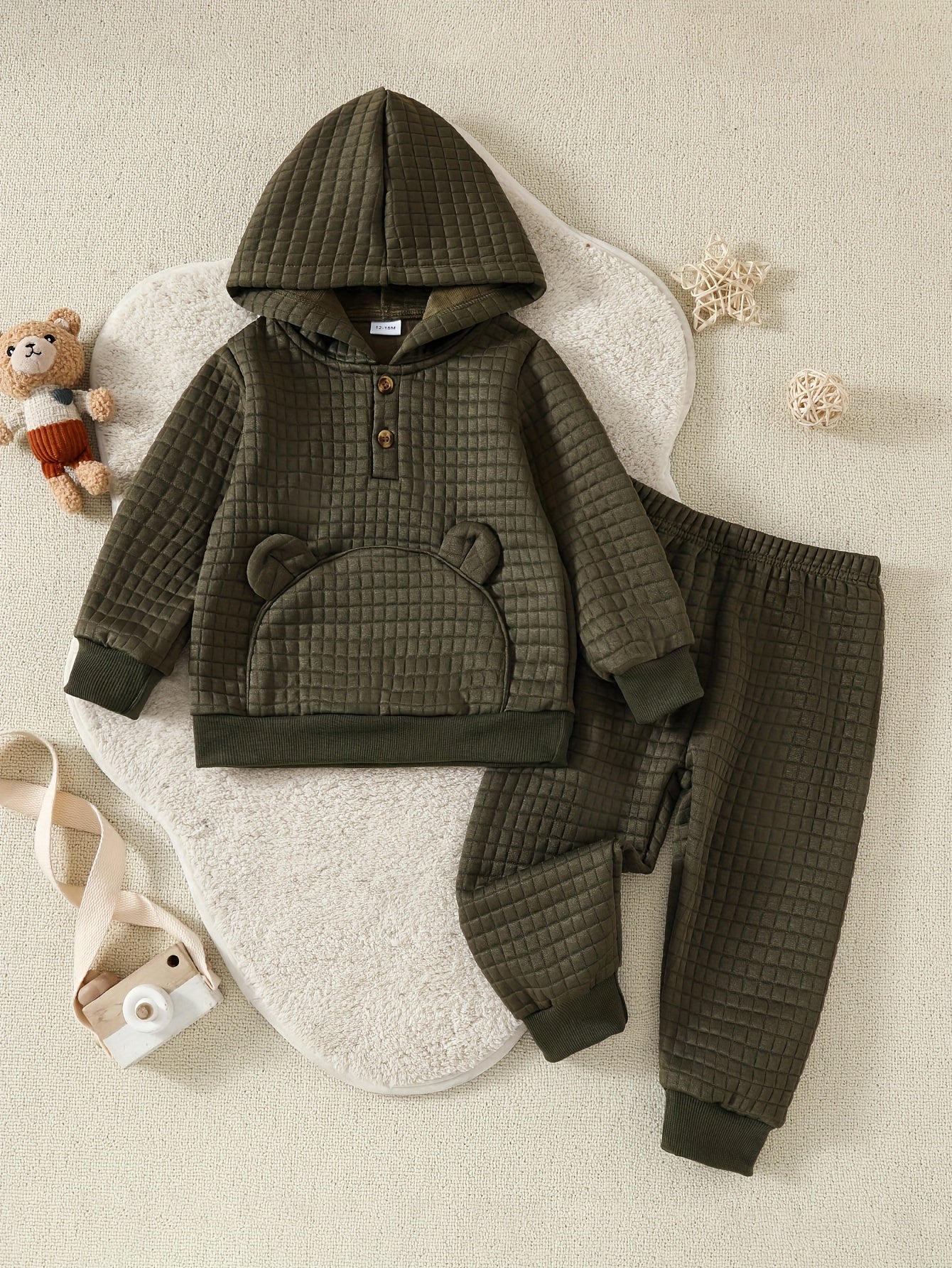 Baby Boy Solid Color Autumn/Winter Long Sleeve Top & Pants Set with Large Pocket – Comfortable Outfit for Outdoor